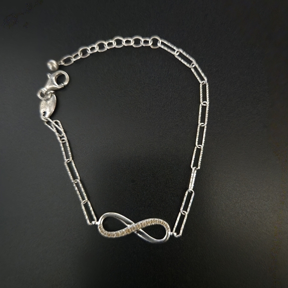 White Sapphire (Lab Created) Silver Infinity Bracelet 8 Inches GUC - Picture 6 of 9